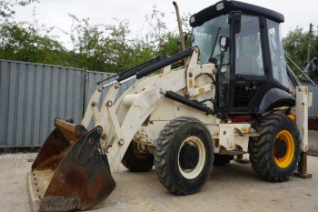 jcb-2cx-streetmaster-year-2009-hours-4775-sold-